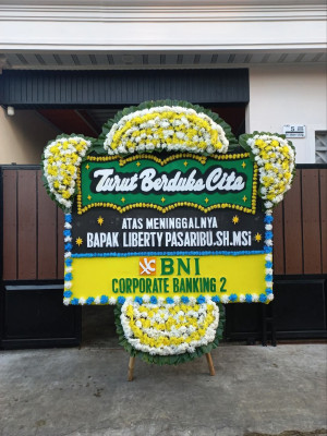 Papan Bunga Duka di Sembakung